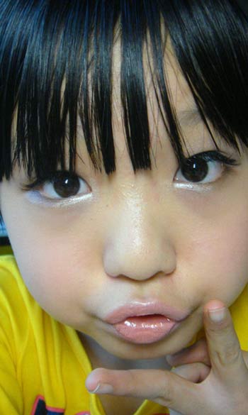 12岁女孩 化妆 化妆照 雷人组图