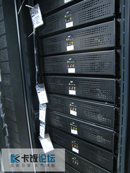 1005031851a043bcd3102b9148.jpg